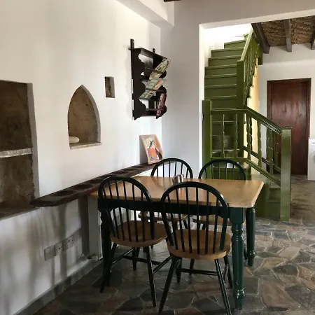 Stone House 乡村民宿 Paphos